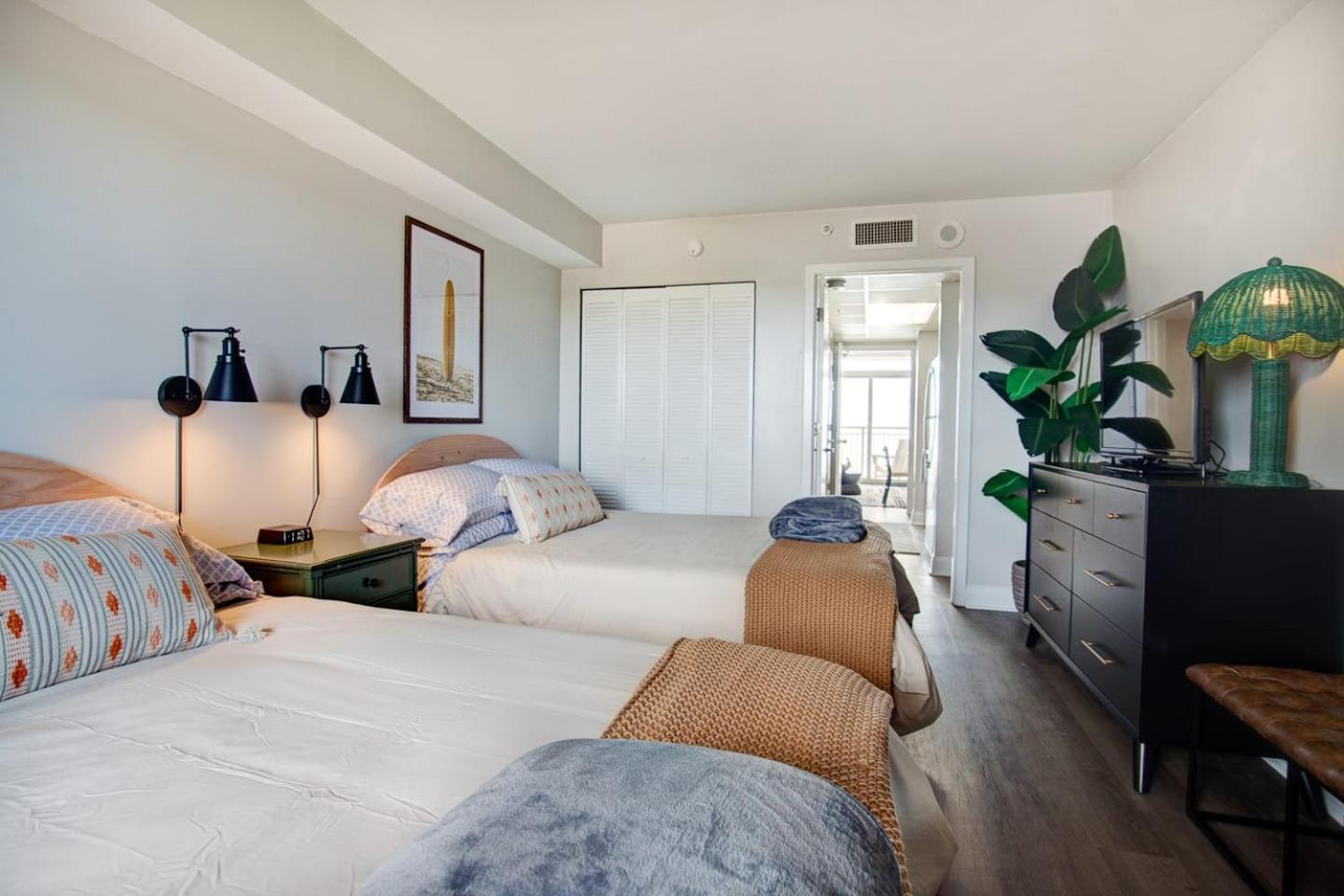 Oceanfront Escape Renovated Suite At Camelot Myrtle Beach Extérieur photo